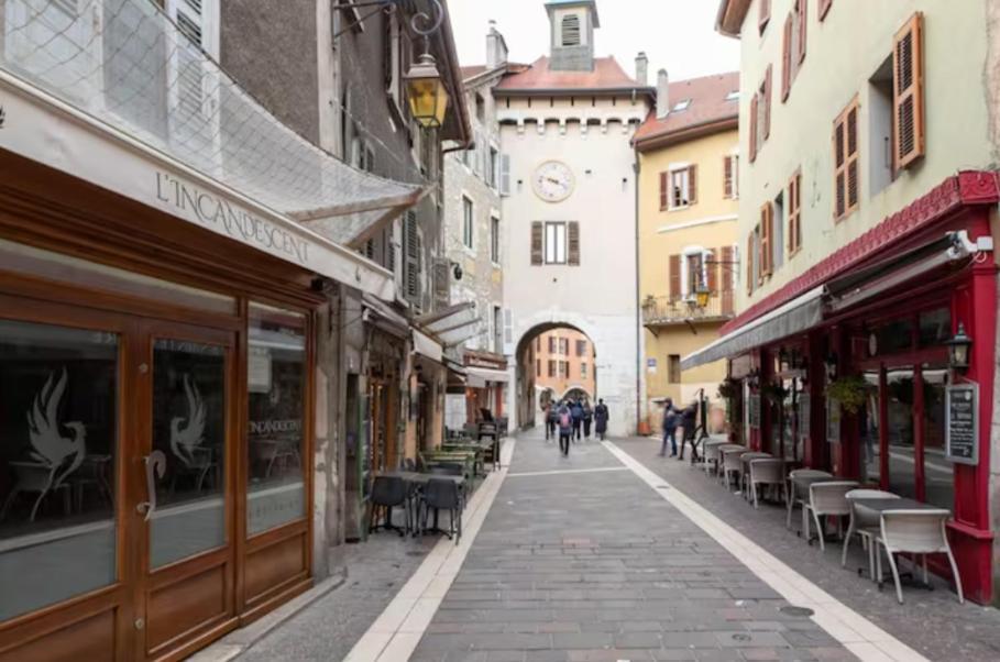 Chalet Charm In The Heart Of The Old Town Annecy Extérieur photo